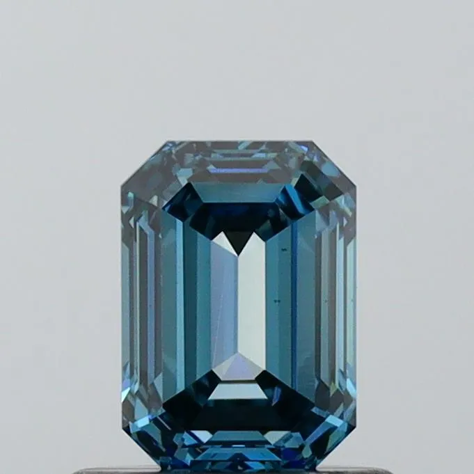 0.62ct Emerald Lab Grown Diamond (Colour Fancy Vivid Blue, Clarity VVS2, IGI Certified)