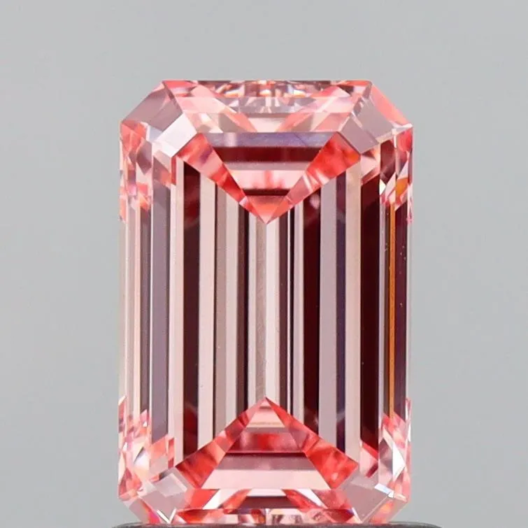 1.01ct Emerald Lab Grown Diamond (Colour Fancy Intense Pink, Clarity VVS2, IGI Certified)
