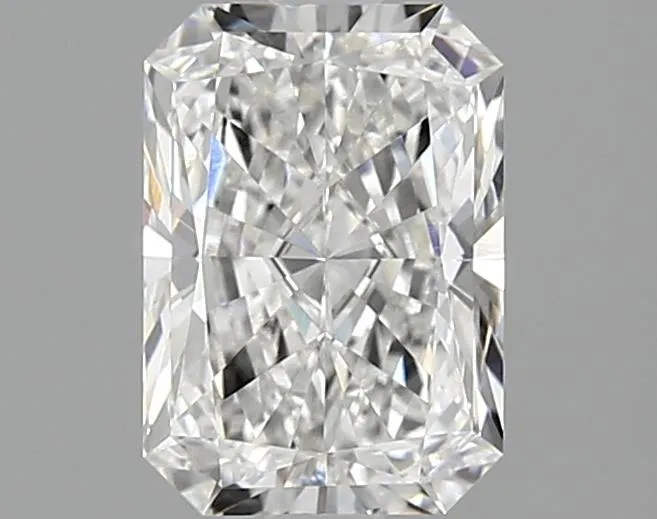 1.75ct Radiant Lab Grown Diamond (Colour E, Clarity VVS2, IGI Certified)