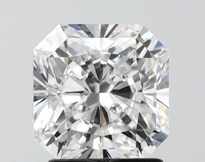 2.03ct Square radiant Lab Grown Diamond (Colour F, Clarity VVS2, IGI Certified)