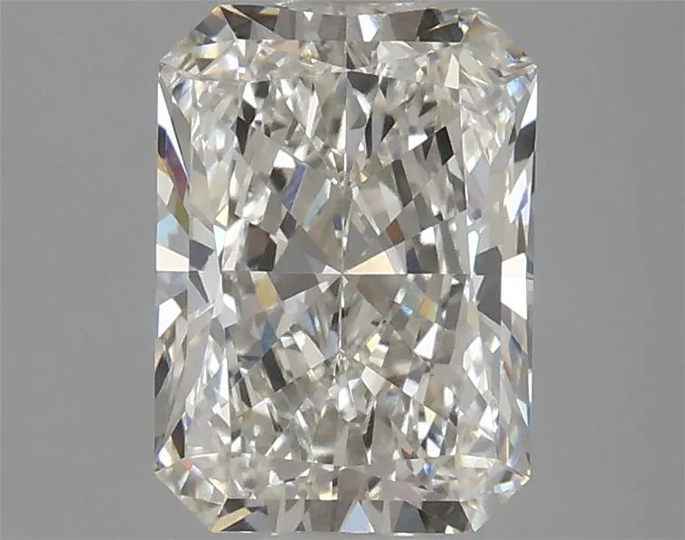 2.15ct Radiant Lab Grown Diamond (Colour H, Clarity VVS2, IGI Certified)