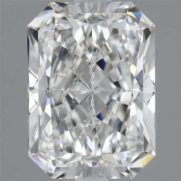 2.21ct Radiant Lab Grown Diamond (Colour F, Clarity VVS2, IGI Certified)