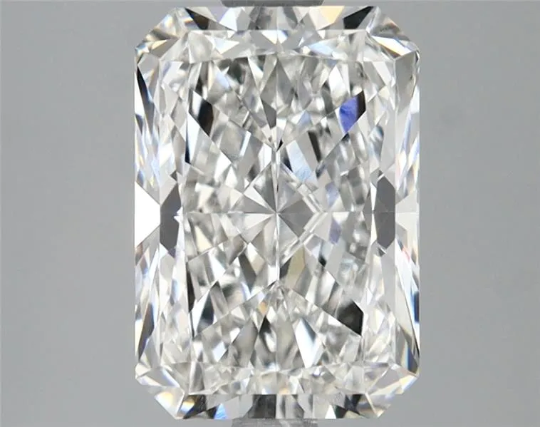 2.40ct Radiant Lab Grown Diamond (Colour F, Clarity VVS2, IGI Certified)