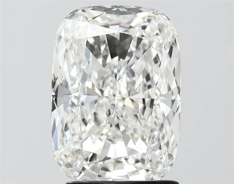 2.50ct Cushion modified Lab Grown Diamond (Colour E, Clarity VVS1, IGI Certified)