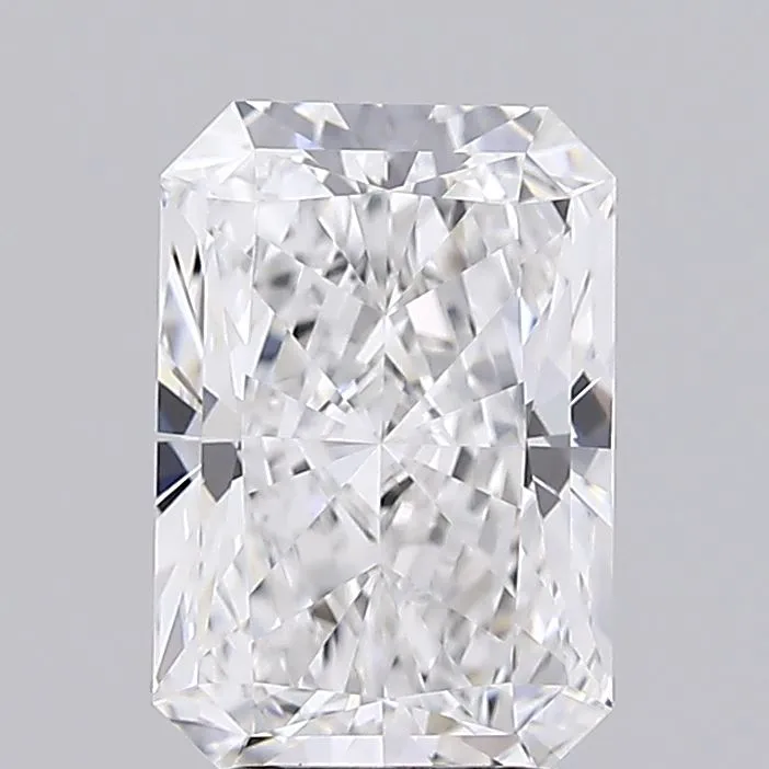 2.52ct Radiant Lab Grown Diamond (Colour E, Clarity VVS1, IGI Certified)