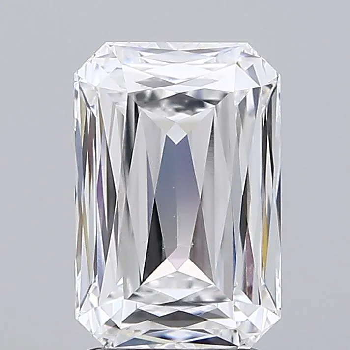 2.60ct Radiant Lab Grown Diamond (Colour E, Clarity VVS2, IGI Certified)