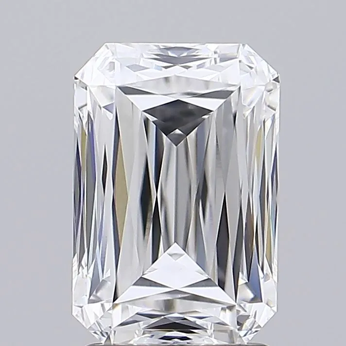 2.73ct Radiant Lab Grown Diamond (Colour E, Clarity VVS2, IGI Certified)