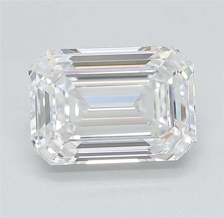 3.03ct Emerald Lab Grown Diamond (Colour D, Clarity VVS1, GIA Certified)