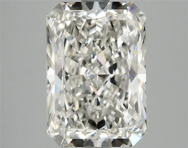 3.03ct Radiant Lab Grown Diamond (Colour G, Clarity VVS2, IGI Certified)