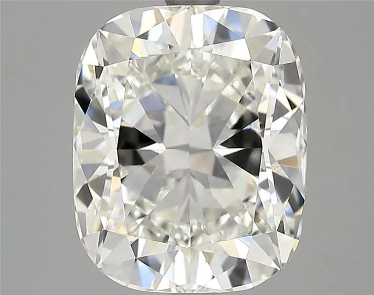 3.56ct Cushion modified Lab Grown Diamond (Colour G, Clarity VVS2, IGI Certified)