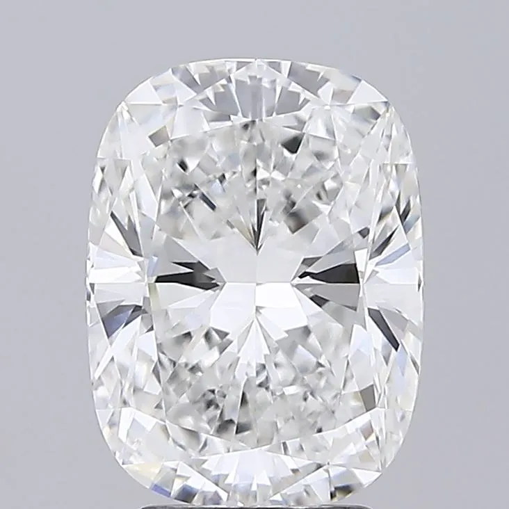 3.57ct Cushion modified Lab Grown Diamond (Colour E, Clarity VVS1, IGI Certified)