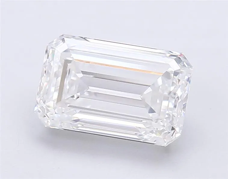 3.72ct Emerald Lab Grown Diamond (Colour D, Clarity VVS2, IGI Certified)