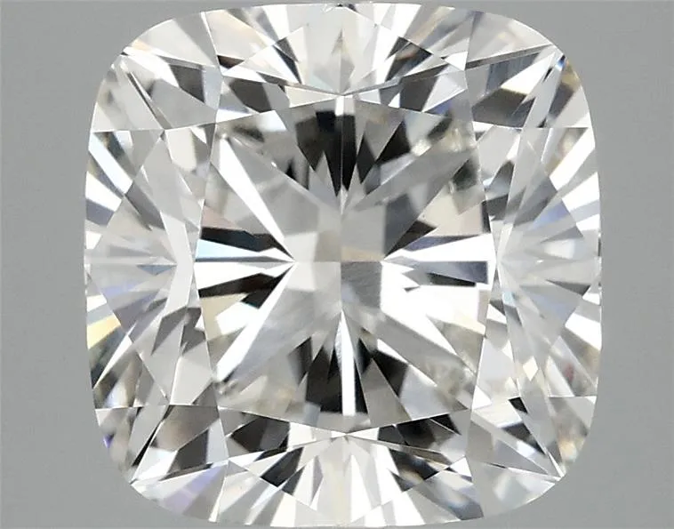 3.89ct Cushion modified Lab Grown Diamond (Colour G, Clarity VVS2, IGI Certified)