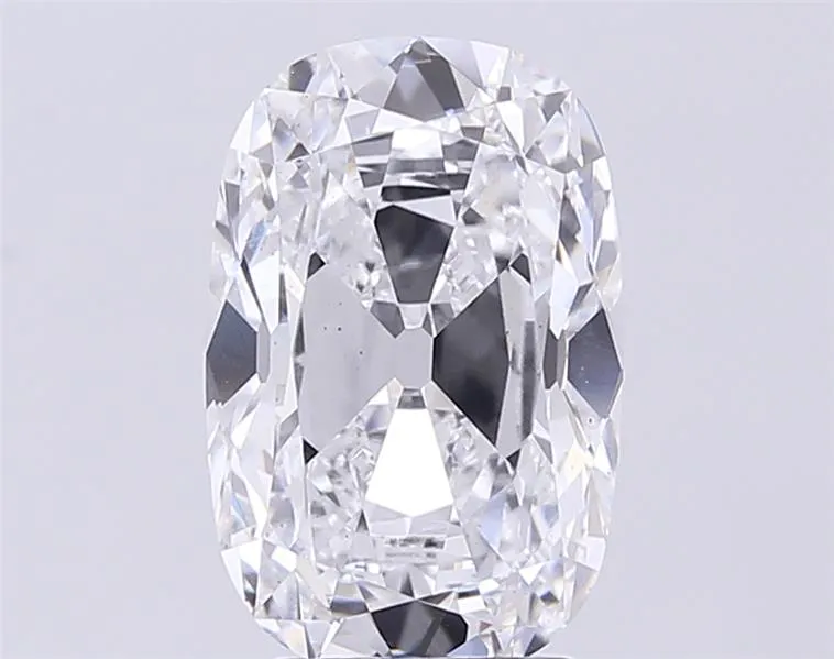 3.92ct Cushion brilliant Lab Grown Diamond (Colour E, Clarity VS2, IGI Certified)