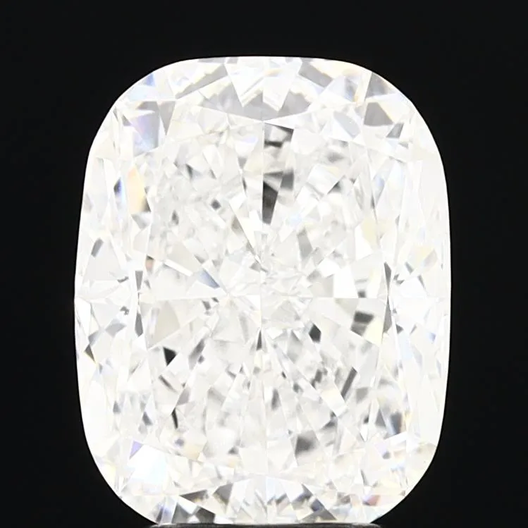 4.04ct Cushion modified Lab Grown Diamond (Colour D, Clarity VVS2, IGI Certified)