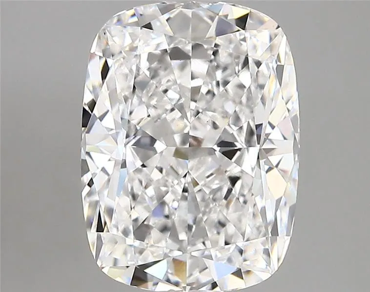 4.04ct Cushion modified Lab Grown Diamond (Colour D, Clarity VVS2, IGI Certified)