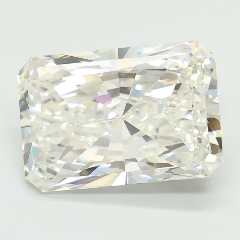 4.07ct Radiant Lab Grown Diamond (Colour G, Clarity VVS2, Cut EX, IGI Certified)