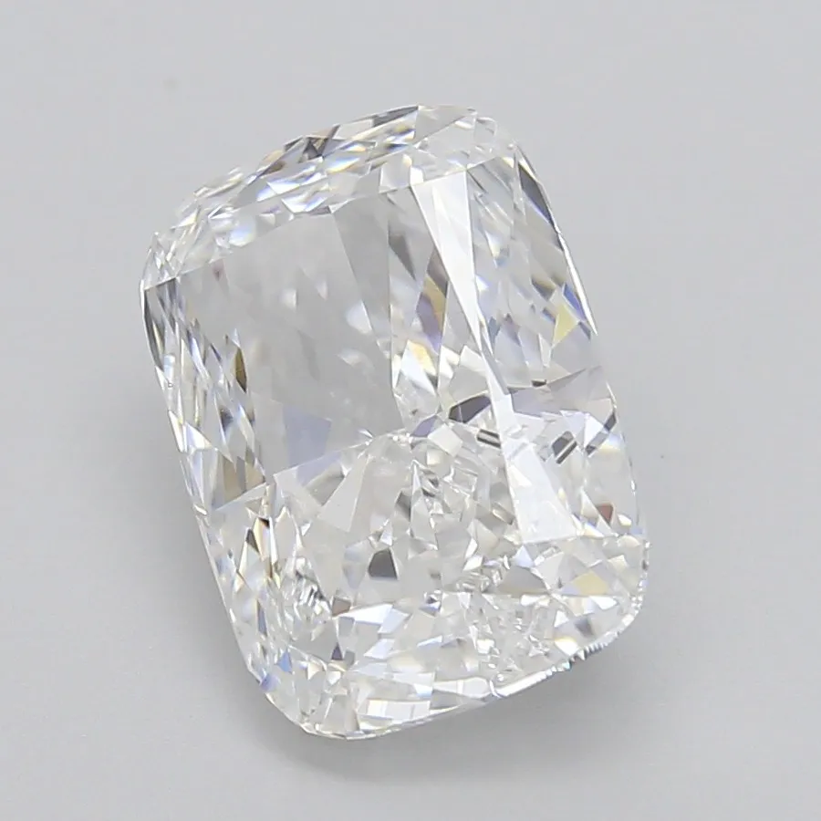 5.01ct Cushion modified Lab Grown Diamond (Colour D, Clarity VVS2, IGI Certified)