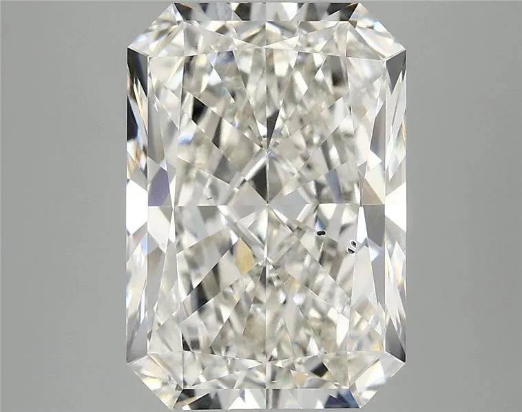 5.03ct Radiant Lab Grown Diamond (Colour H, Clarity SI1, IGI Certified)