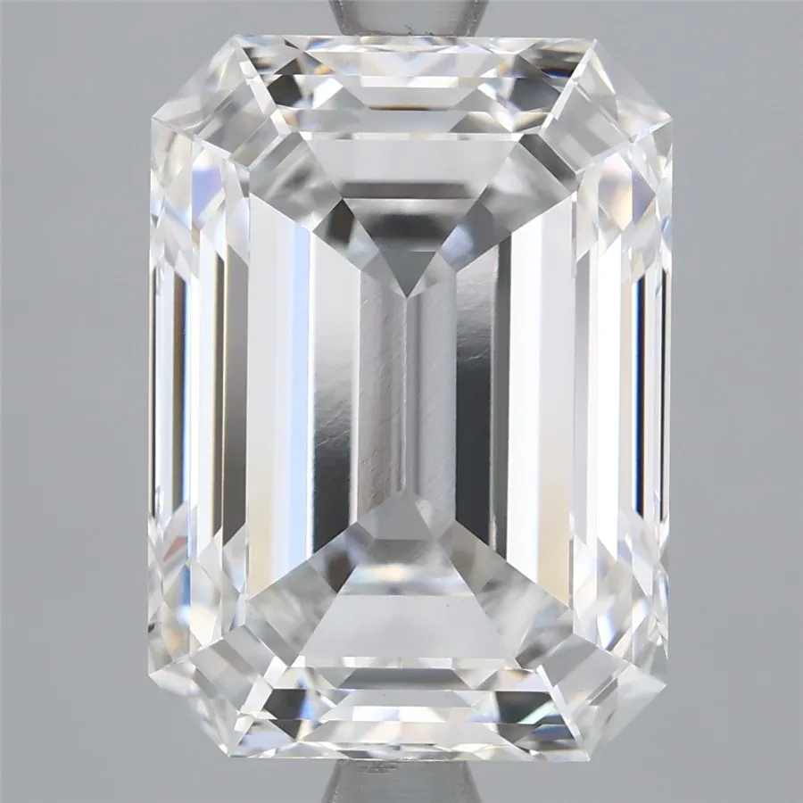 5.08ct Emerald Lab Grown Diamond (Colour E, Clarity VVS2, Cut EX, IGI Certified)