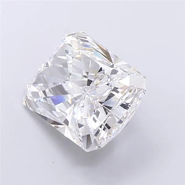 6.00ct Radiant Lab Grown Diamond (Colour E, Clarity VVS2, IGI Certified)