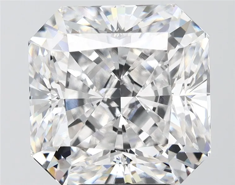 7.91ct Square radiant Lab Grown Diamond (Colour E, Clarity VVS2, IGI Certified)